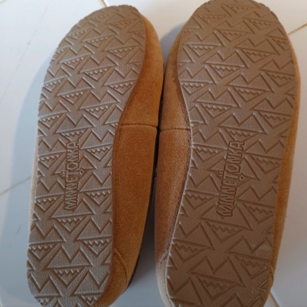 ๐HP!๐ Women's Minnetonka Lined Moccasins, Size 7 NWB! - Picture 3 of 6